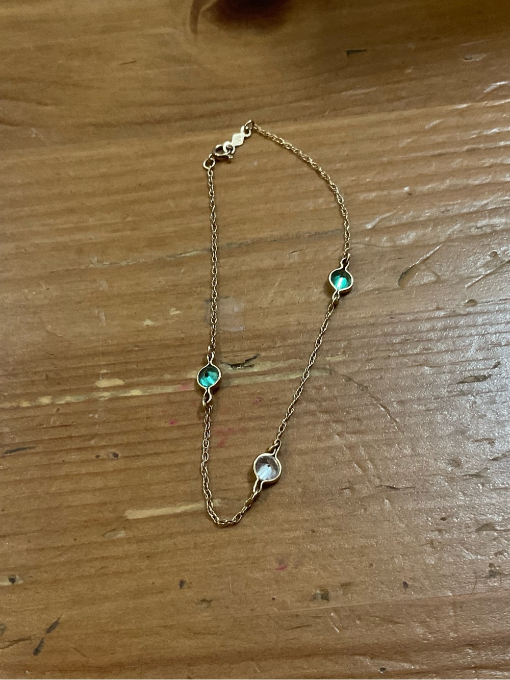 vintage thin dainty 14k. gold link station bracelet clear n round green. stones